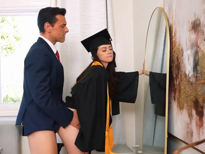 Cha dượng doggy bé yêu sữa chua rớt đầy sàn